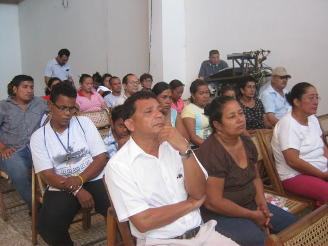 Lideress comunitaros asistieron a la exposicion sobre Historia del MCN